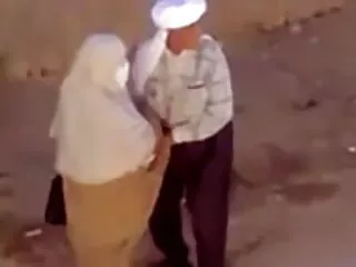 বাড়ীতে ইংলিশ চোদা চুদি তৈরি